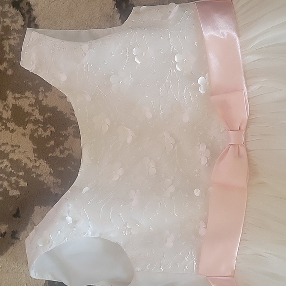 White Girls Dress size 8 - Picture 2 of 4